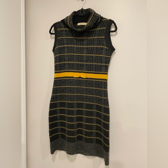 Retro Mod Geometric A. Ida Sweater Dress - Picture 2 of 5